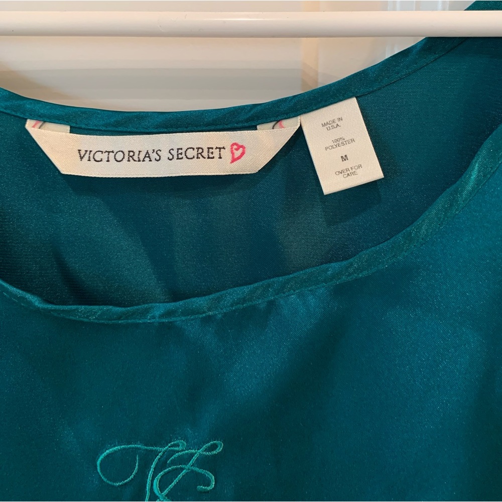 Victoria’s Secret Satin Pajama Set Emerald Green Size Medium - Picture 10 of 10